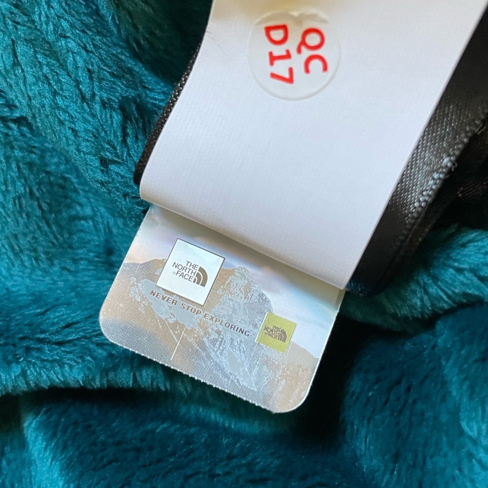 The North Face Women’s Shelbe Raschel Hoodie Jacket - Picture 8 of 8